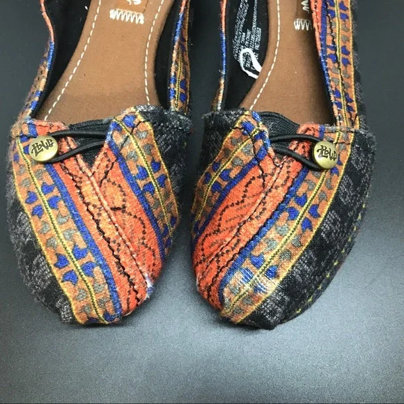 Madpole 5-6 Woman’s Slip On Flats Loafer Style - Picture 2 of 8